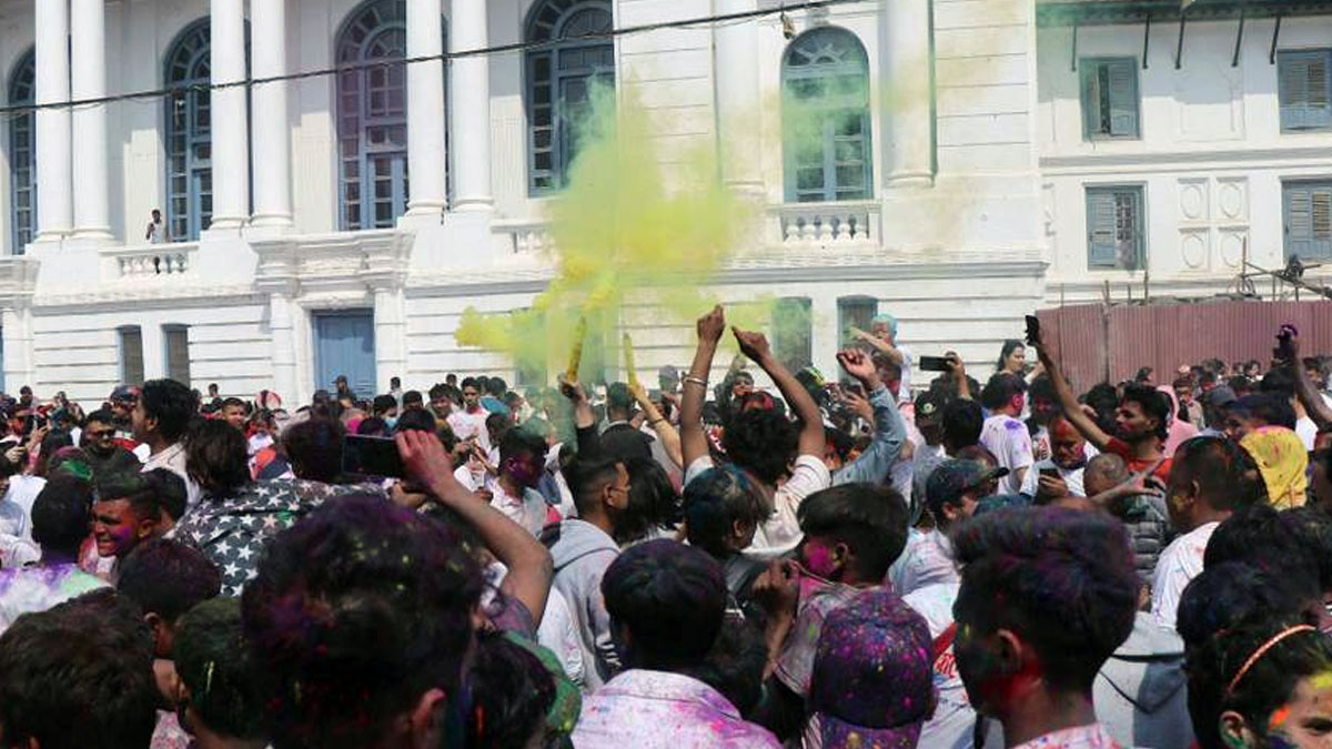 holi 31678092143.jpg